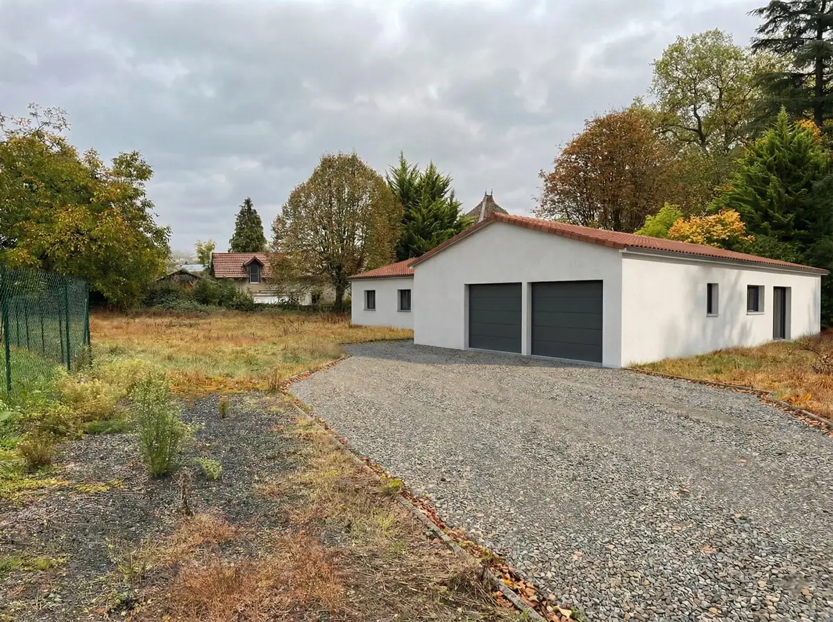 Maison insérée dans la photo du terrain – Aurillac (Cantal)